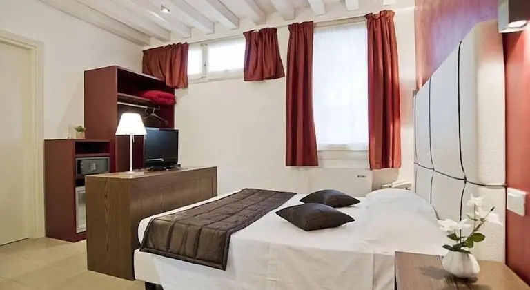 Classic Tek Büyük Yataklı Oda, 1 Çift Kişilik Yatak