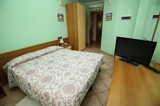 Tek Büyük veya İki Ayrı Yataklı Oda