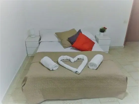 Tek Büyük Yataklı Oda