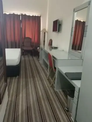 Standard Tek Büyük Yataklı Oda