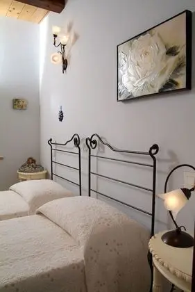 İki Ayrı Yataklı Oda, 2 Tek Kişilik Yatak