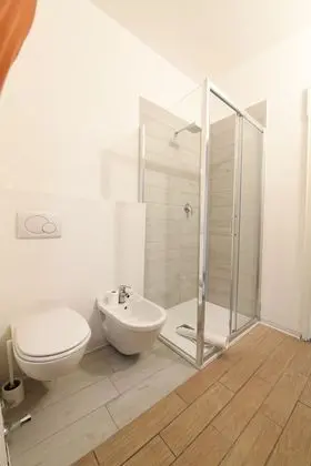 City Tek Büyük Yataklı Oda (Room 2)