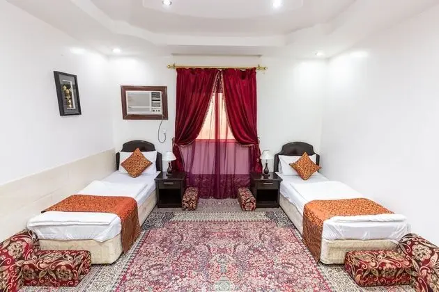 Tek Büyük veya İki Ayrı Yataklı Oda