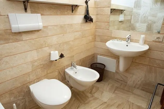 Tek Büyük veya İki Ayrı Yataklı Oda