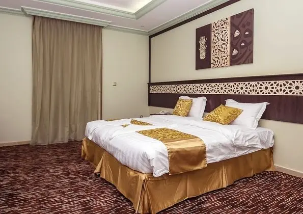 Deluxe Tek Büyük veya İki Ayrı Yataklı Oda, 1 Yatak Odası, Buzdolabı, Şehir Manzaralı