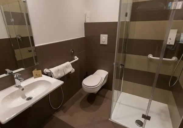 Standard Tek Büyük Yataklı Oda, Engellilere Uygun, Balkon