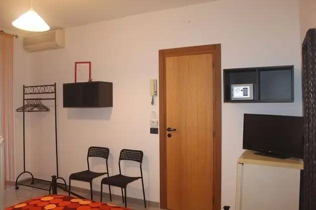 Standard Tek Büyük Yataklı Oda, Balkon, Kule (Gialla)