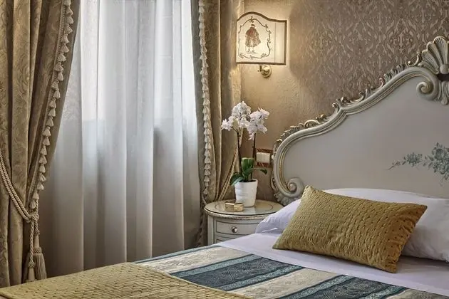 Economy Tek Büyük Yataklı Oda