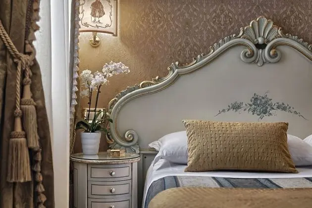 Economy Tek Büyük Yataklı Oda