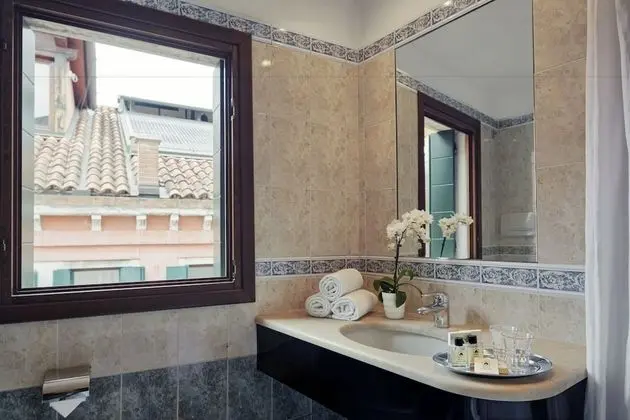 Economy Tek Büyük Yataklı Oda