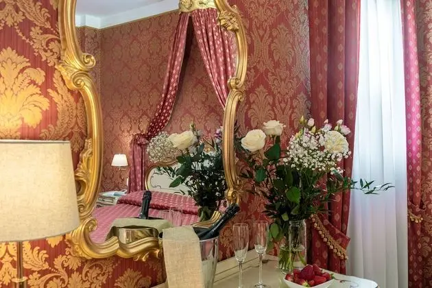 Superior Tek Büyük Yataklı Oda (3rd floor)