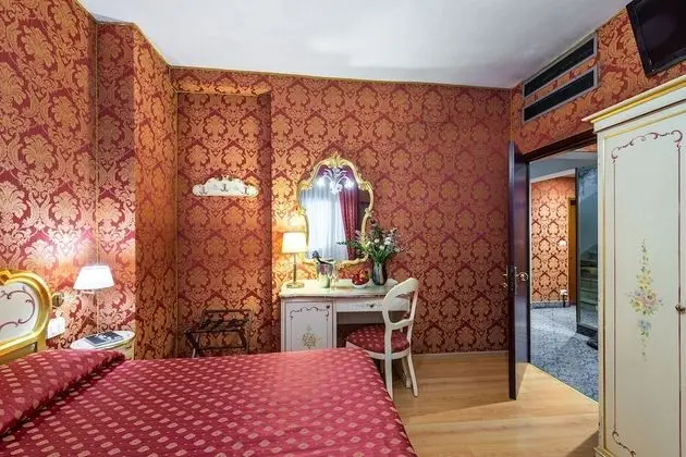 Tek Büyük Yataklı Oda (4th floor)