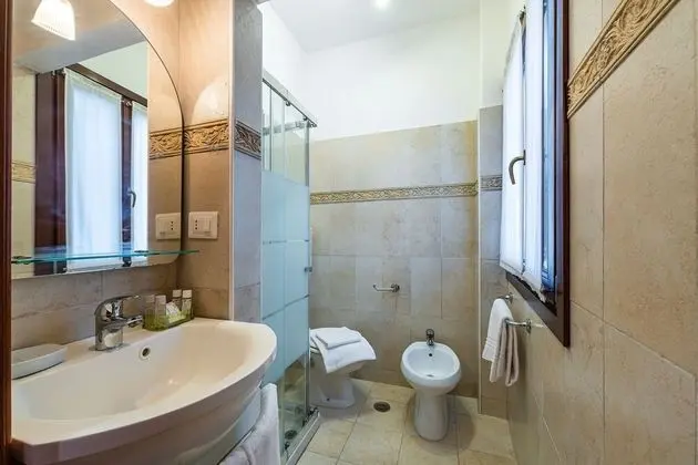 Tek Büyük Yataklı Oda (4th floor)