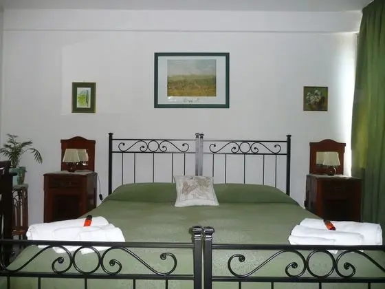 Tek Büyük Yataklı Oda