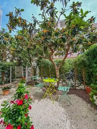 Apart Daire, Bahçe Manzaralı (2)