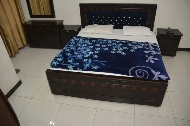 Standard Tek Büyük Yataklı Oda