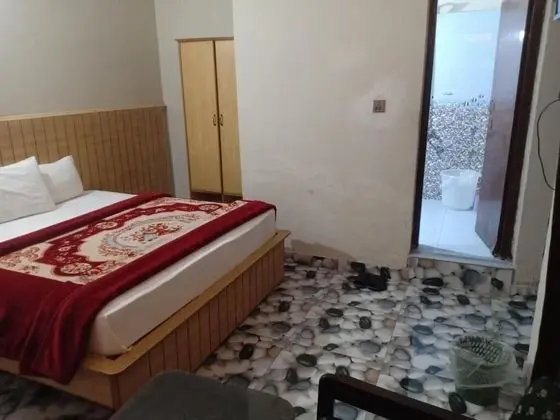 Standard Tek Büyük Yataklı Oda