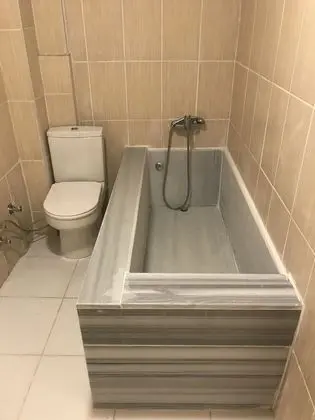 Family Apartment, Smoking