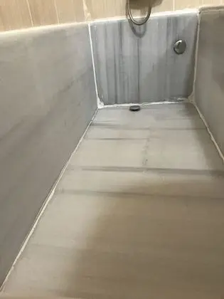 Family Apartment, Smoking
