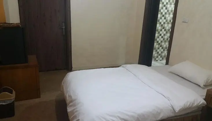 Basic Büyük Yataklı Tek Kişilik Oda, 1 Çift Kişilik Yatak, Şehir Manzaralı