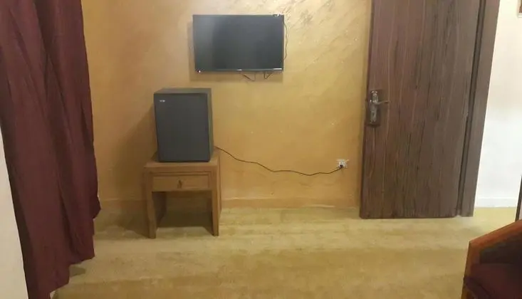 Basic Büyük Yataklı Tek Kişilik Oda, 1 Çift Kişilik Yatak, Şehir Manzaralı