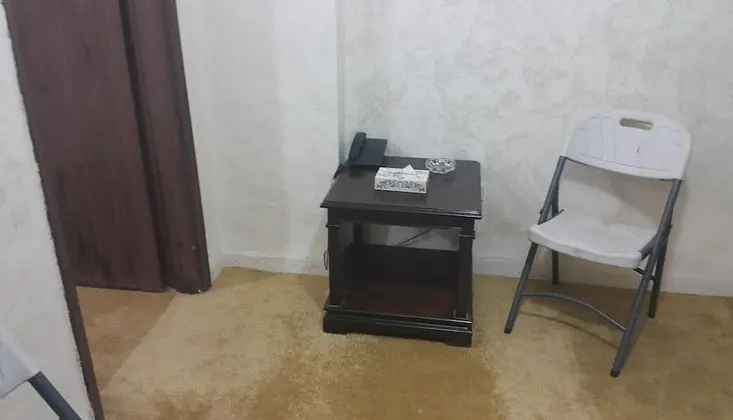Basic Tek Büyük veya İki Ayrı Yataklı Oda