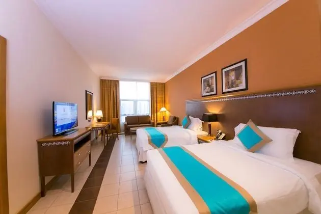 Junior Suite with Two Twin beds