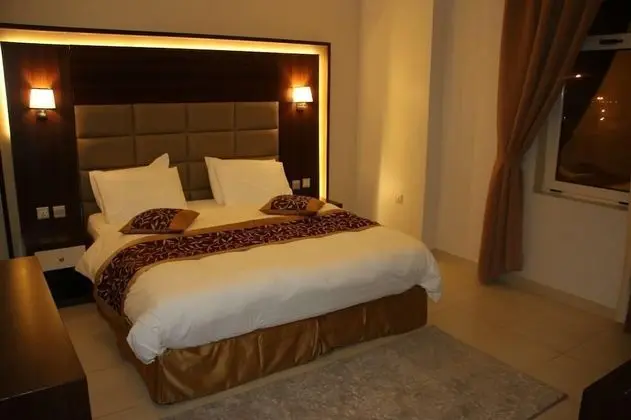 Design Tek Büyük veya İki Ayrı Yataklı Oda