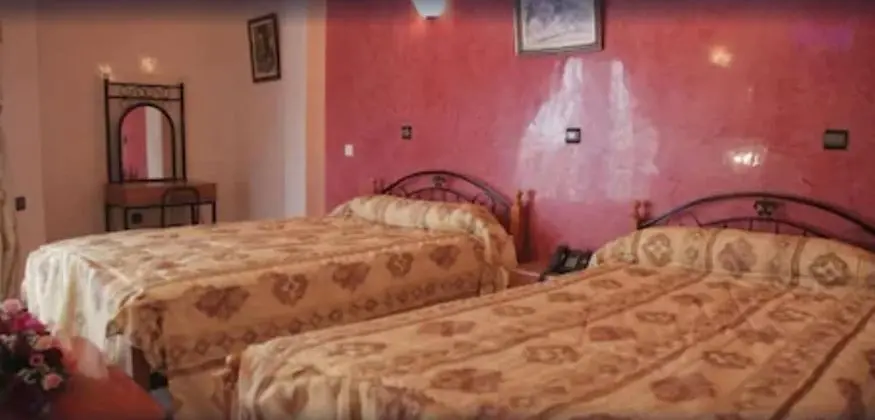 Tek Büyük veya İki Ayrı Yataklı Oda