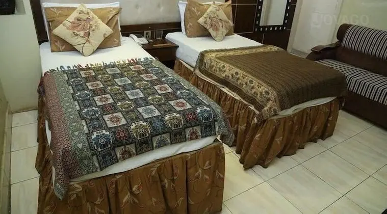 Deluxe Üç Kişilik Oda