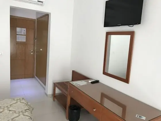 Tek Büyük Yataklı Oda