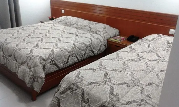 Üç Kişilik Oda