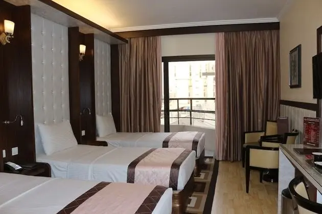 Standard Dört Kişilik Oda, Balkon