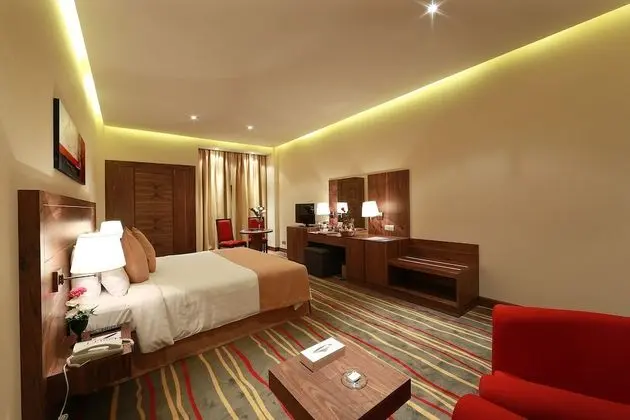 Deluxe King Room