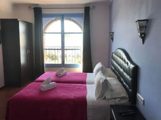 İki Ayrı Yataklı Oda, 2 Tek Kişilik Yatak