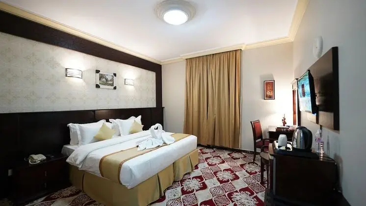 Deluxe Dört Kişilik Oda