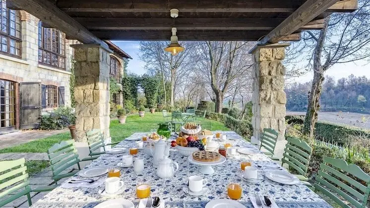 Villa