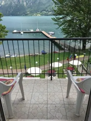 Tek Büyük Yataklı Oda, Göl Manzaralı