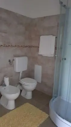 Tek Büyük Yataklı Oda, Göl Manzaralı