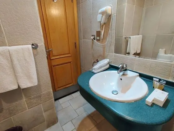 Basic Üç Kişilik Oda