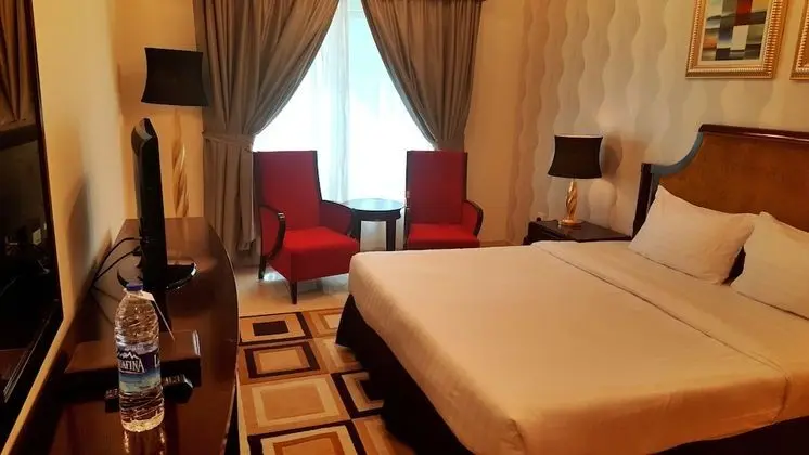 One Bedroom Apartment