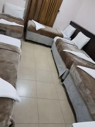 Dört Kişilik Oda, Birden Çok Yatak, Sigara İçilmez