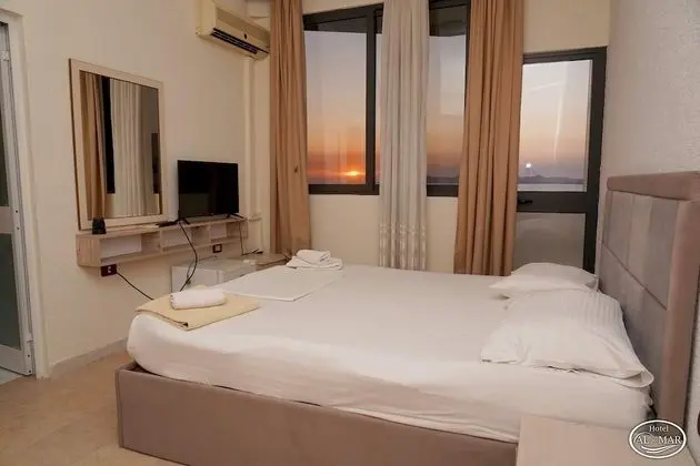 Deluxe Tek Büyük Yataklı Oda, Deniz Manzaralı, Denize Sıfır