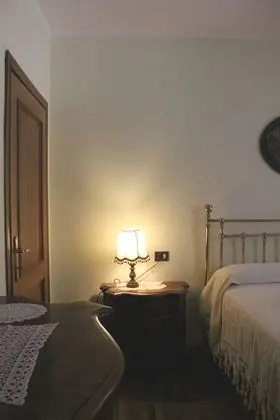 Ev, 3 Yatak Odası, Sigara İçilebilir, Balkon