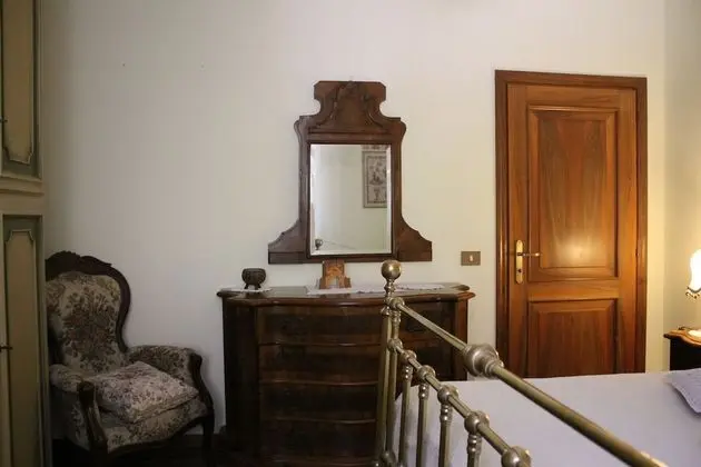 Ev, 3 Yatak Odası, Sigara İçilebilir, Balkon