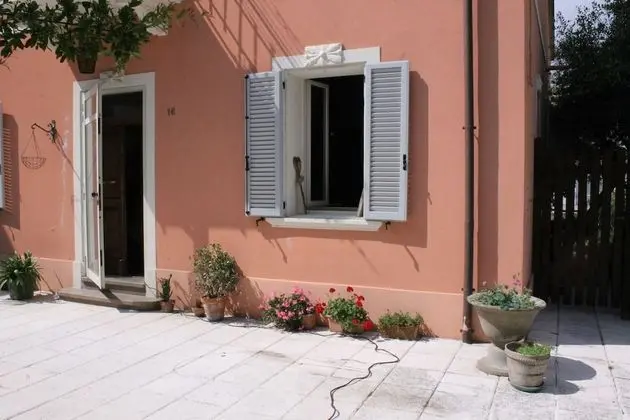 Ev, 3 Yatak Odası, Sigara İçilebilir, Balkon