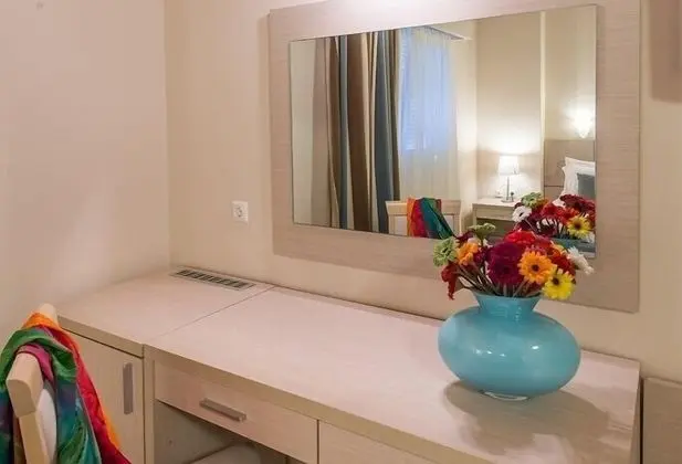 Standard Tek Büyük Yataklı Oda, Bahçe Manzaralı (No balcony)