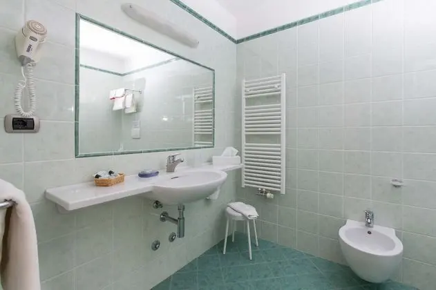 İki Ayrı Yataklı Oda