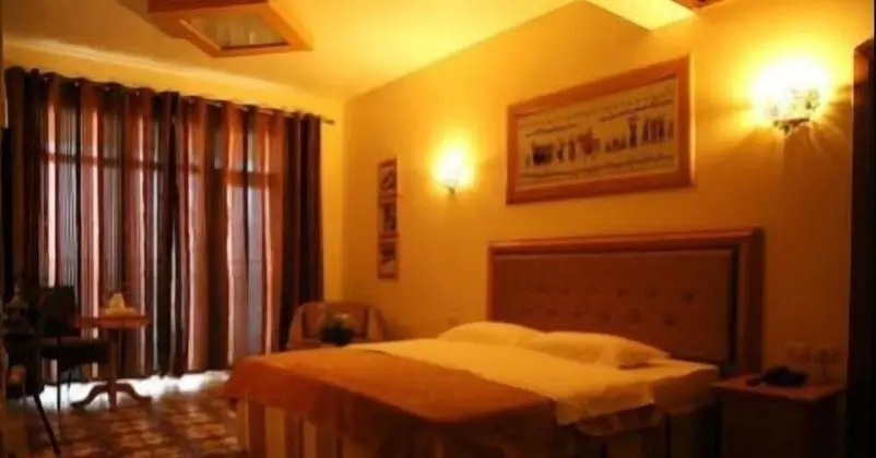 Classic Tek Büyük Yataklı Oda, 1 En Büyük (King) Boy Yatak, Plaj Manzaralı, Denize Sıfır