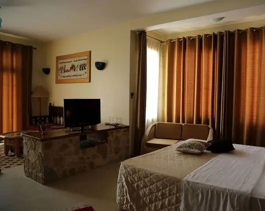 Royal Tek Büyük Yataklı Oda, Balkon, Plaj Manzaralı